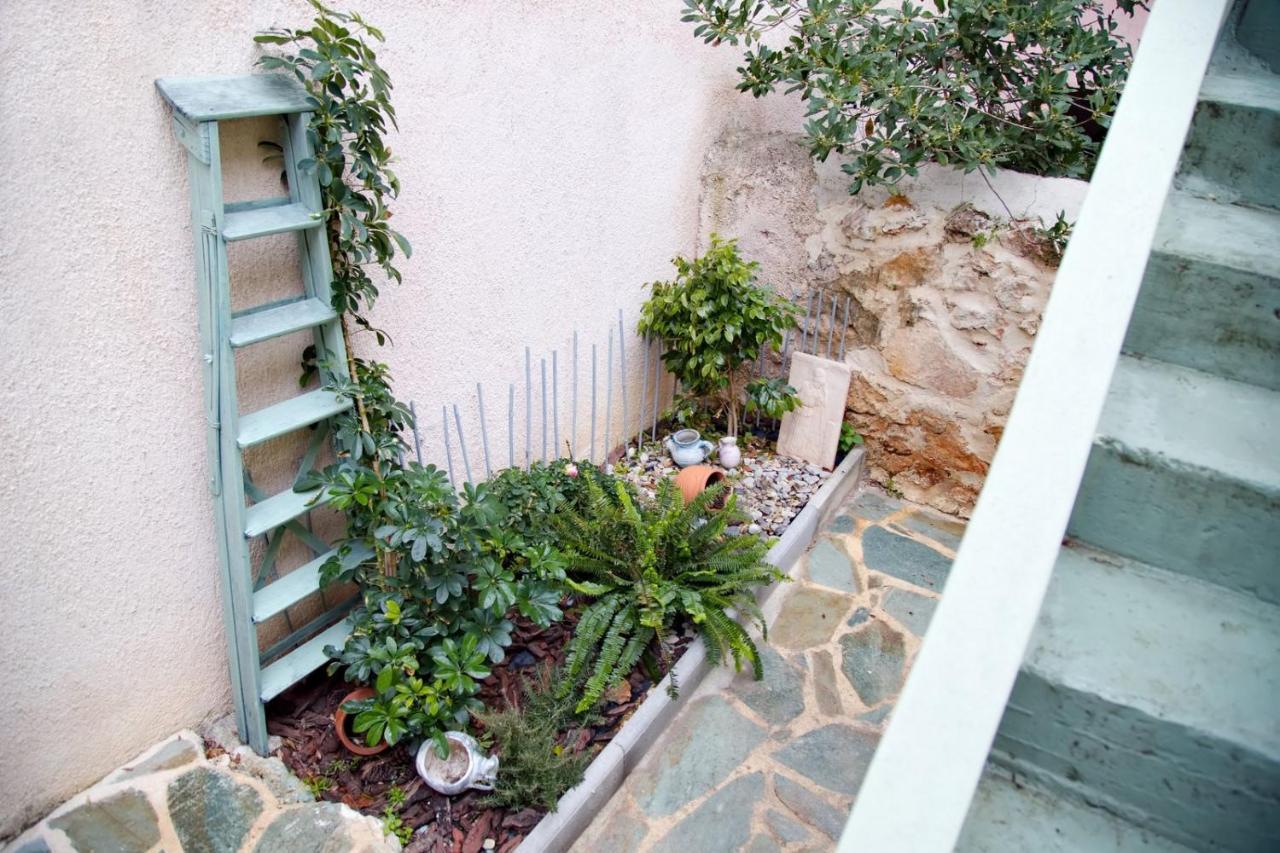 Aroura Homes Garden House 2Br 2Ba Free Parking Афіни Екстер'єр фото
