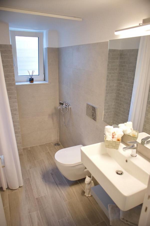 Aroura Homes Garden House 2Br 2Ba Free Parking Афіни Екстер'єр фото