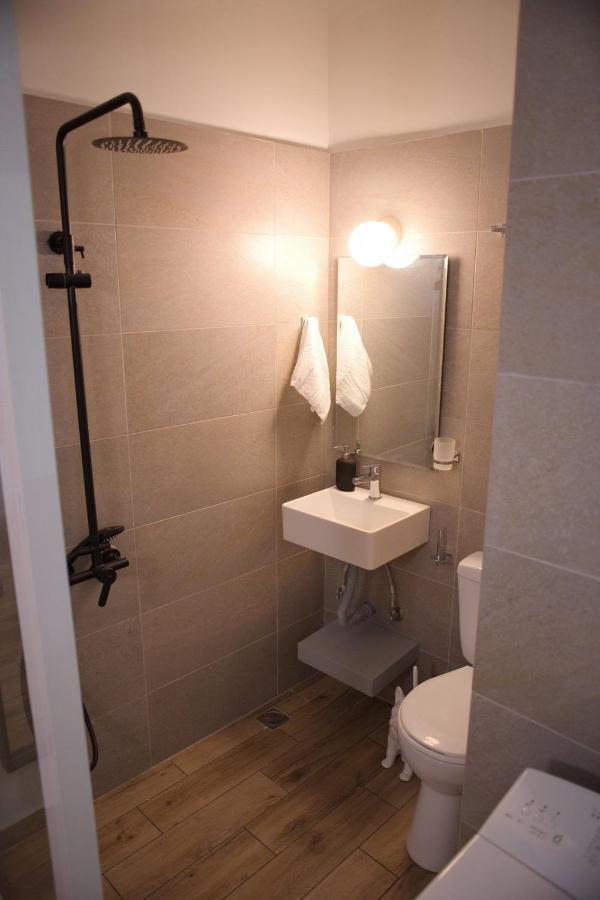 Aroura Homes Garden House 2Br 2Ba Free Parking Афіни Екстер'єр фото