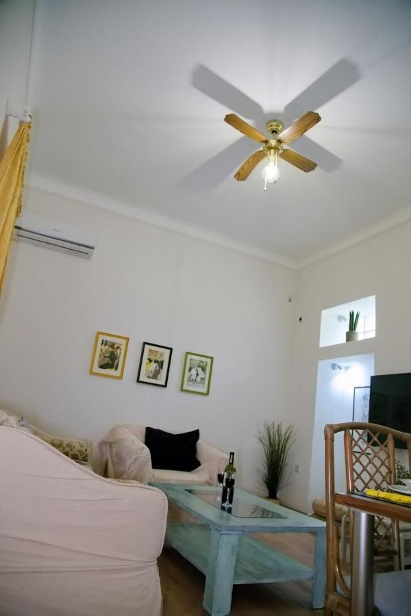 Aroura Homes Garden House 2Br 2Ba Free Parking Афіни Екстер'єр фото